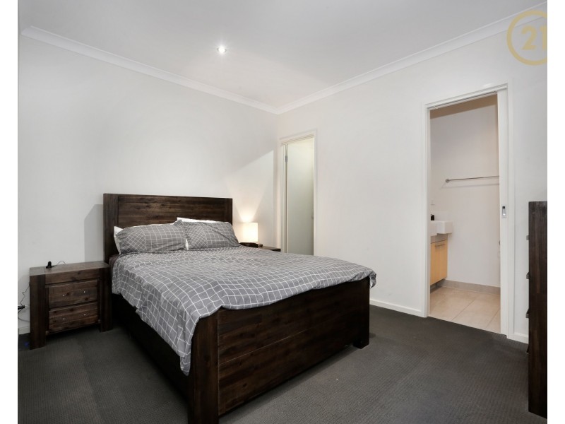 15 Timbertop Boulevard, Officer VIC 3809