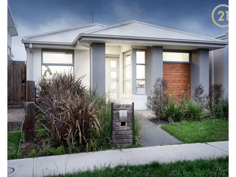 15 Timbertop Boulevard, Officer VIC 3809