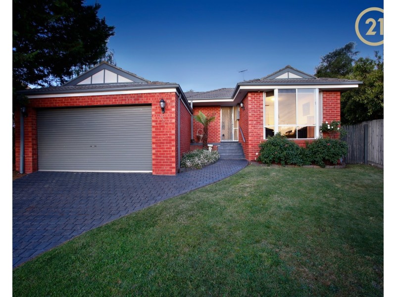 5  Bayliss Court, Berwick VIC 3806