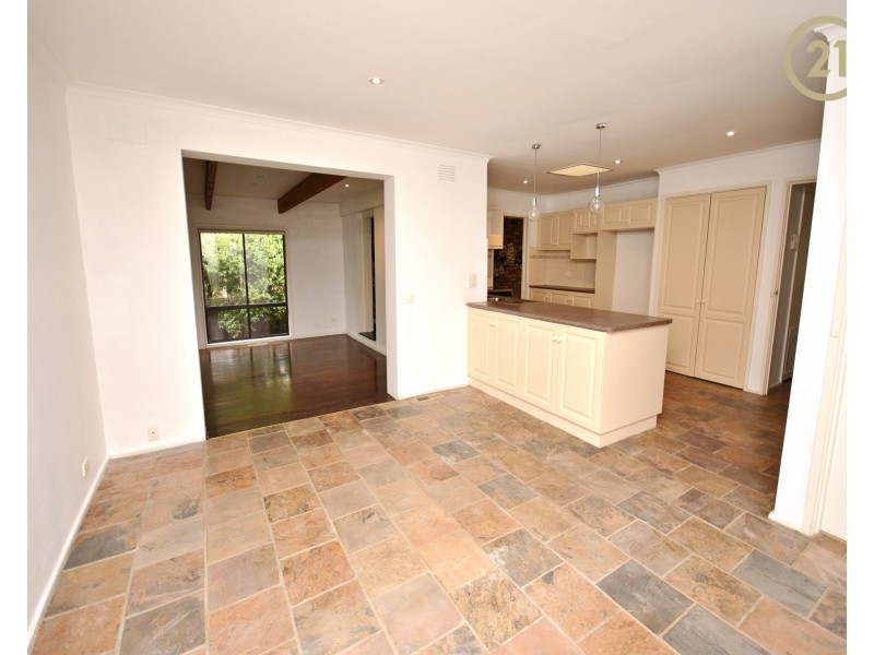 5 Crowley Avenue, Narre Warren VIC 3805