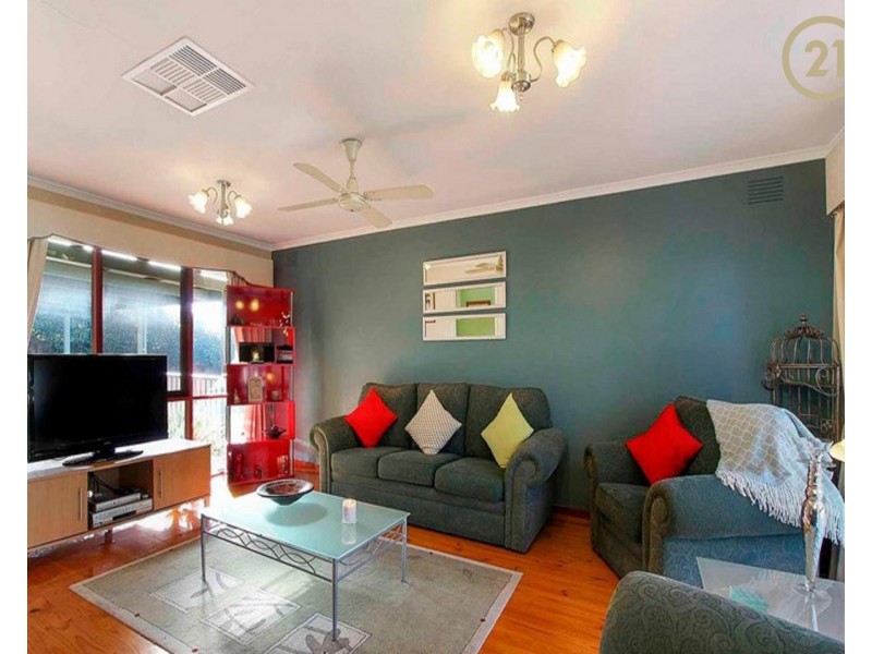 20 Ambleside Crescent, Berwick VIC 3806