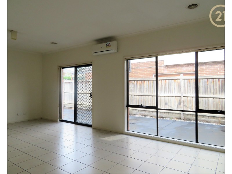 38 Jack William Way, Berwick VIC 3806