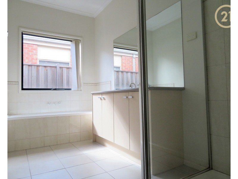 38 Jack William Way, Berwick VIC 3806