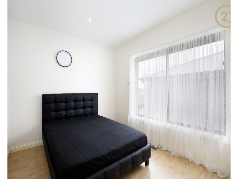 1/12 Olive Road, Eumemmerring VIC 3177