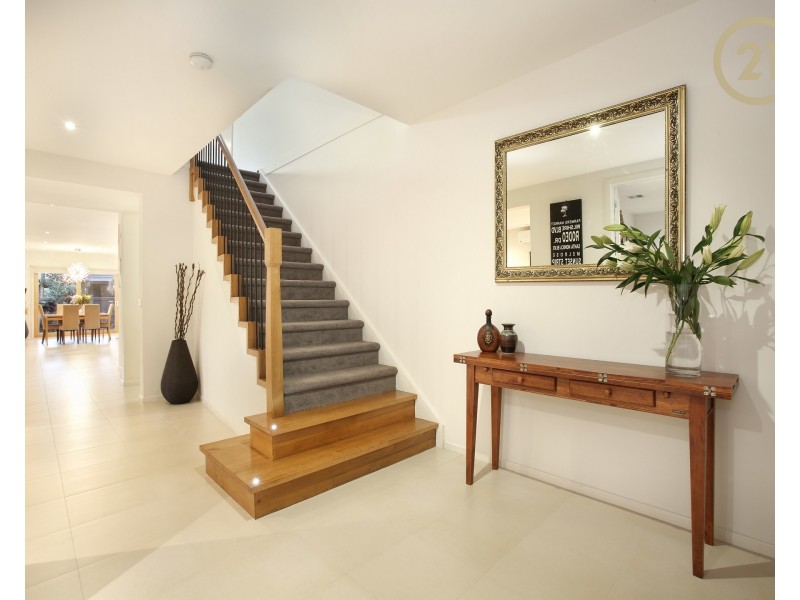 12 Norris Grove, Berwick VIC 3806