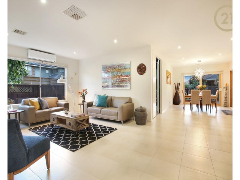 12 Norris Grove, Berwick VIC 3806