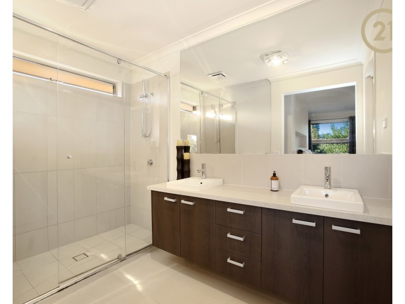 12 Norris Grove, Berwick VIC 3806