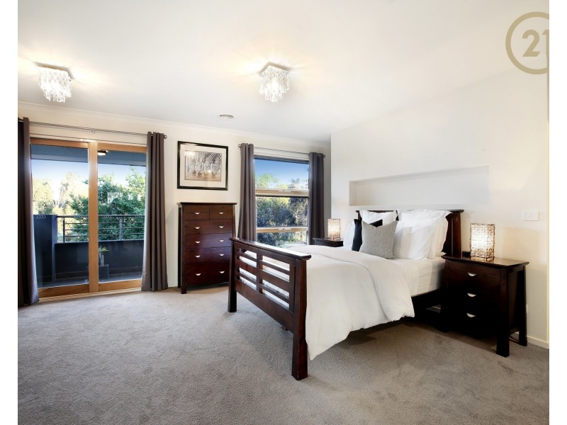 12 Norris Grove, Berwick VIC 3806