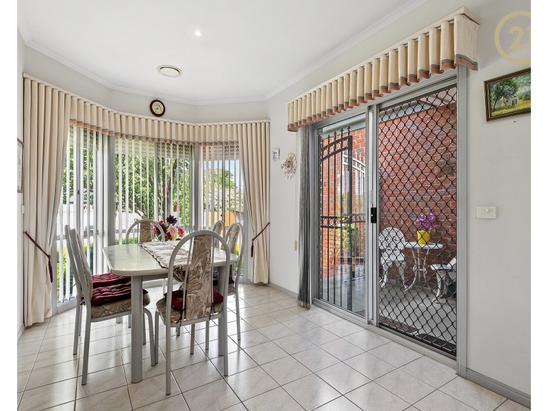 4  Hilltop Close, Narre Warren South VIC 3805