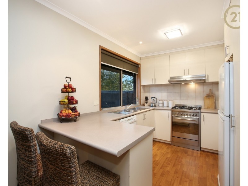 30 Bosco Close, Narre Warren VIC 3805