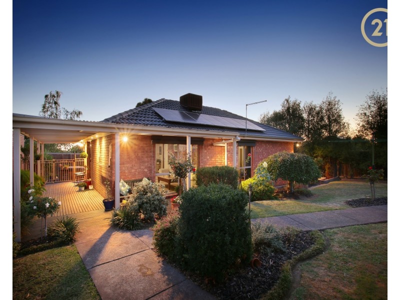 30 Bosco Close, Narre Warren VIC 3805