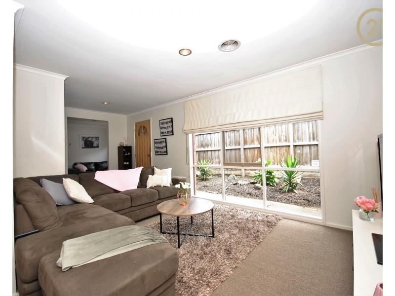 2 Cliveden Close, Narre Warren South VIC 3805