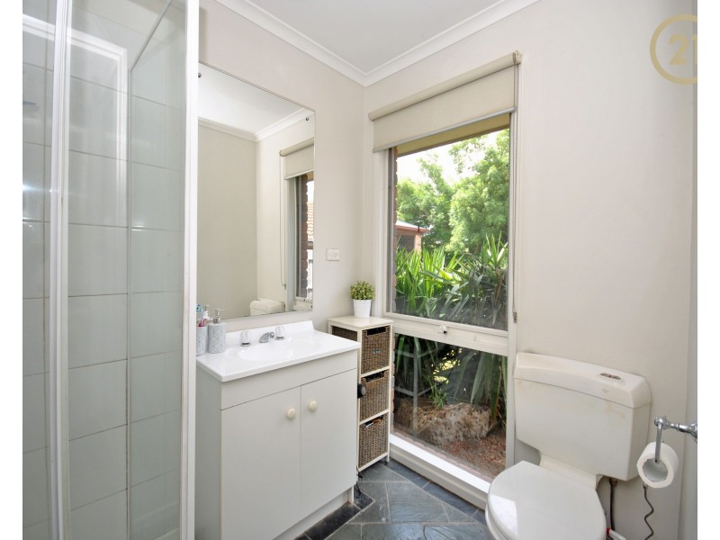 2 Cliveden Close, Narre Warren South VIC 3805