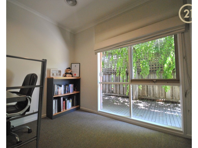 2 Cliveden Close, Narre Warren South VIC 3805