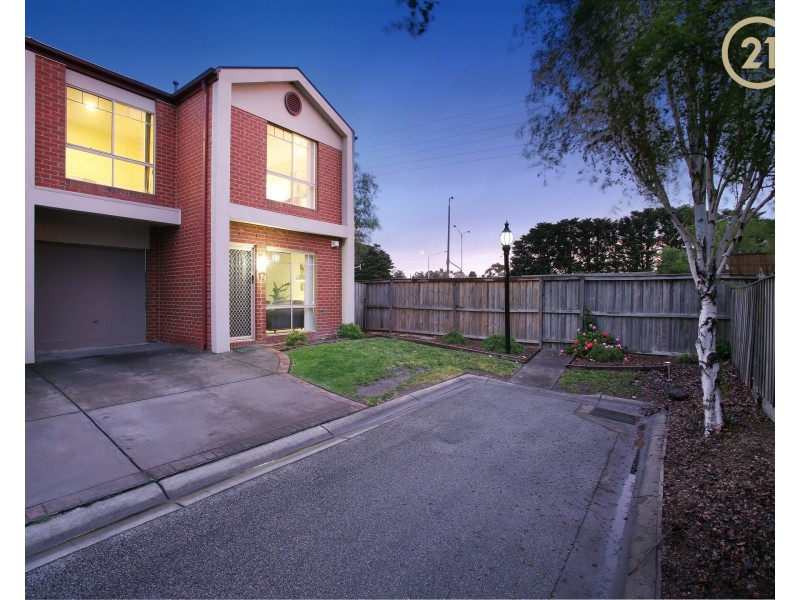 17/12 Grant Close, Berwick VIC 3806