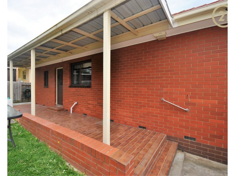 4 Bess Court, Dandenong VIC 3175
