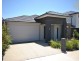 5 Wheelwright Street, Clyde North VIC 3978
