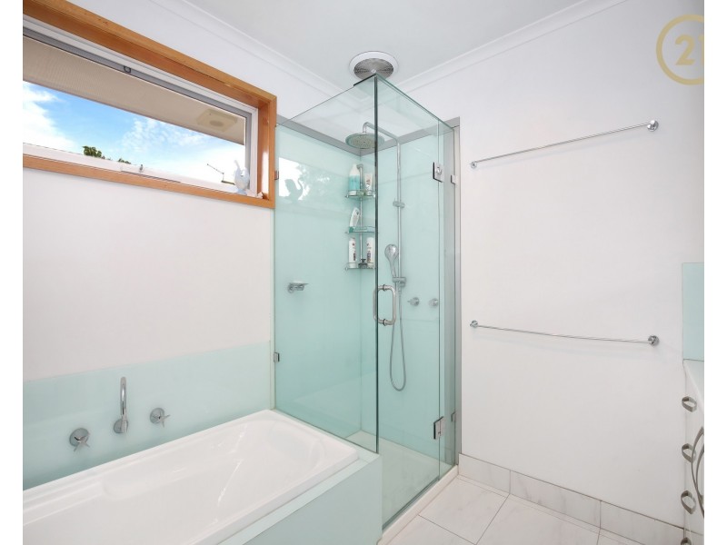 82 Sheoak Street, Doveton VIC 3177