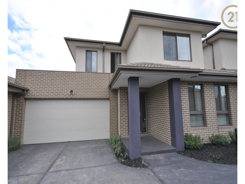 2/63 Soldiers Road, Berwick VIC 3806