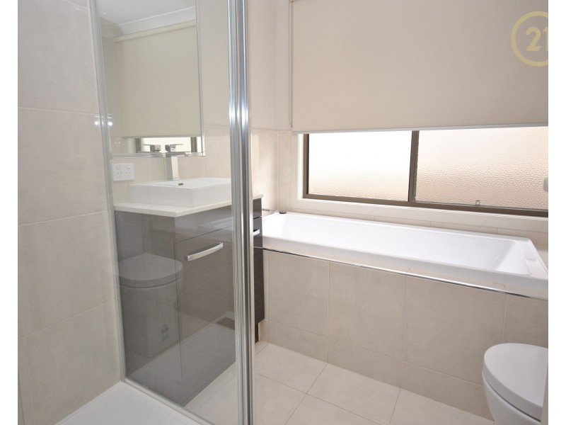 2/63 Soldiers Road, Berwick VIC 3806