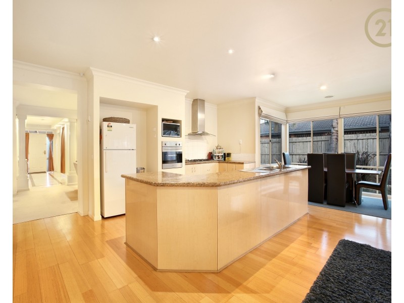 54 Seebeck Drive, Narre Warren South VIC 3805