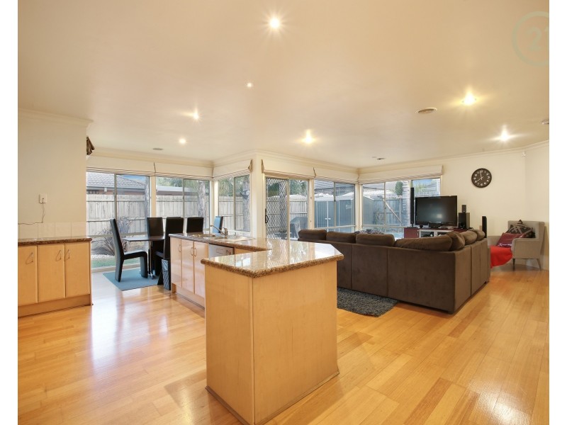 54 Seebeck Drive, Narre Warren South VIC 3805