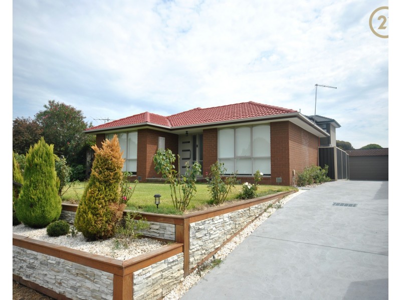 1/56 Essex Park Drive, Endeavour Hills VIC 3802