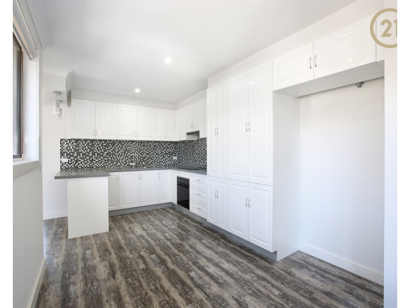 1/56 Essex Park Drive, Endeavour Hills VIC 3802