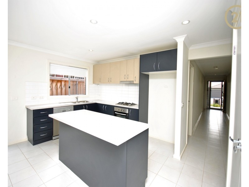 17 Celestine Drive, Officer VIC 3809