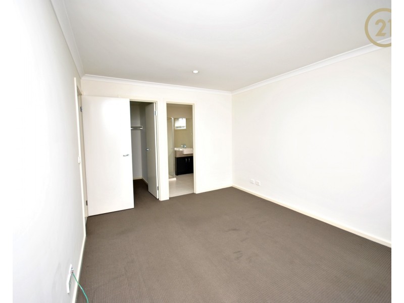 17 Celestine Drive, Officer VIC 3809