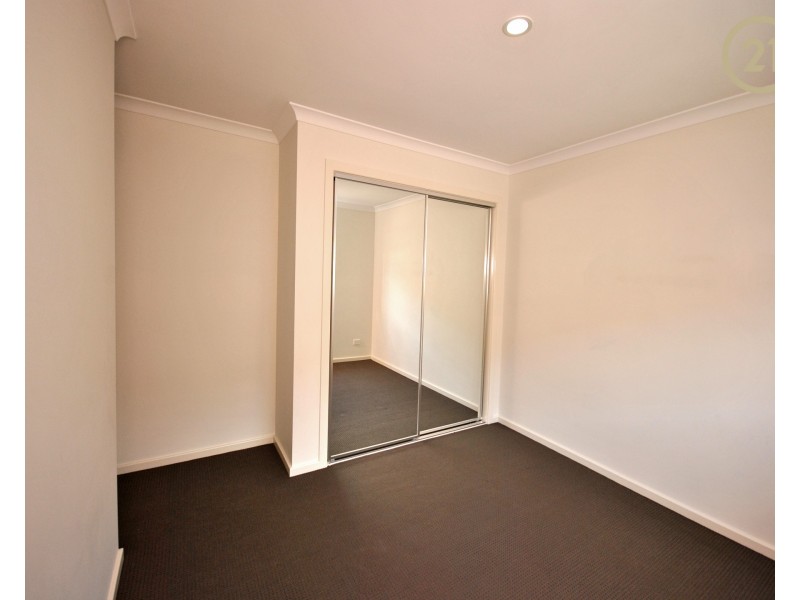 17 Celestine Drive, Officer VIC 3809