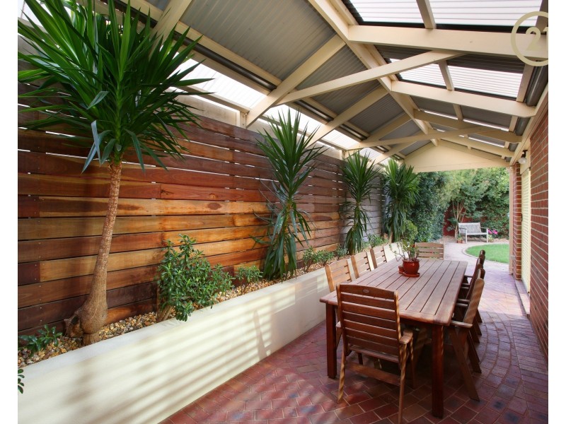 25  Kinsale View, Berwick VIC 3806