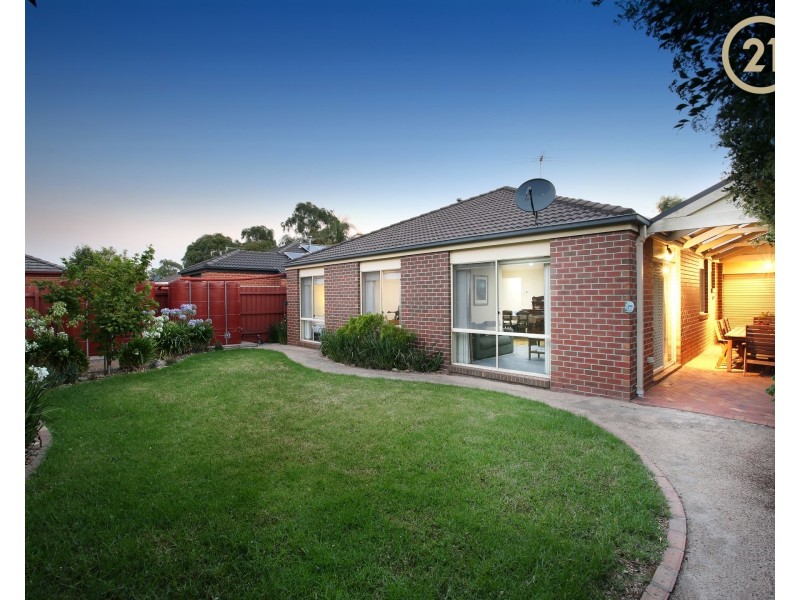 25  Kinsale View, Berwick VIC 3806