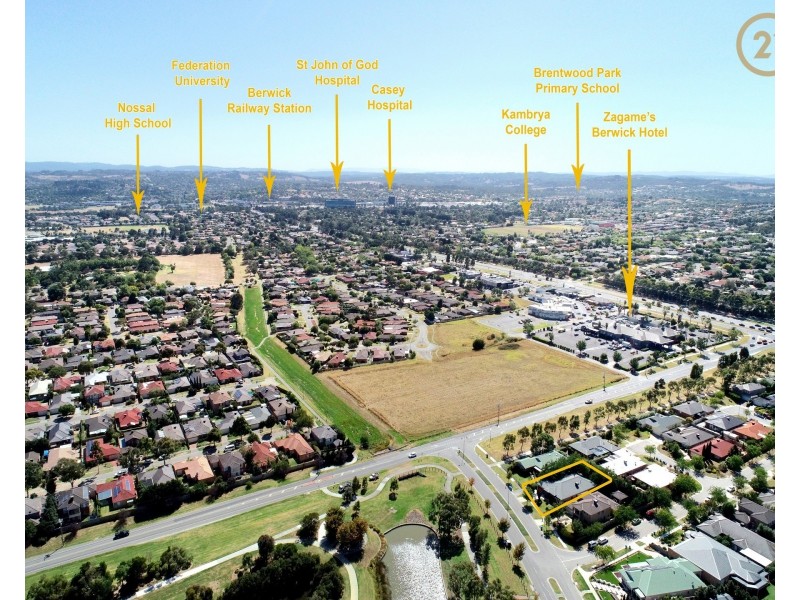 4 Moondarra Drive, Berwick VIC 3806