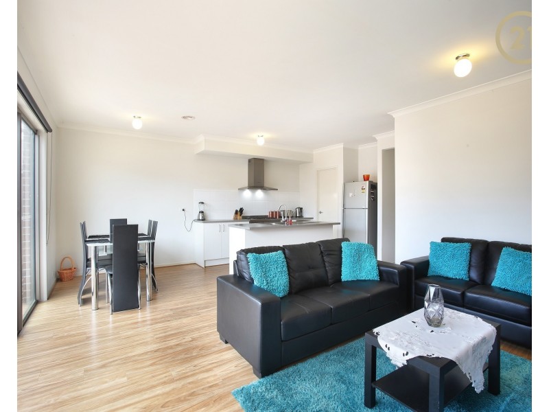 29 Timble Way, Clyde North VIC 3978