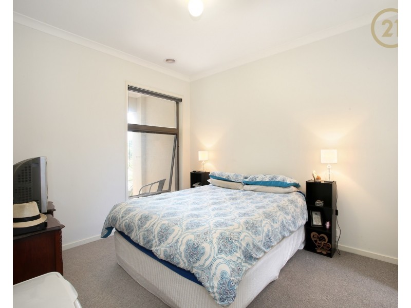29 Timble Way, Clyde North VIC 3978