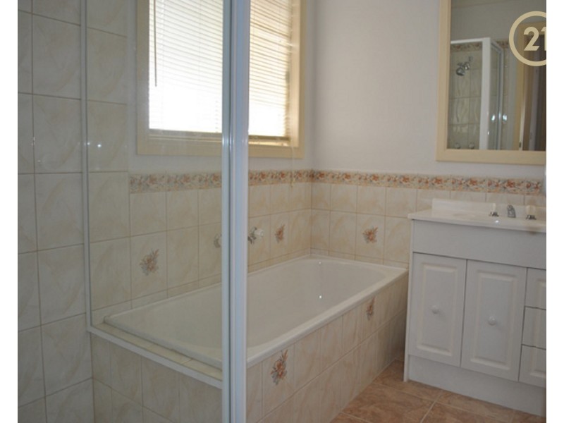 34 Albrecht Avenue, Berwick VIC 3806