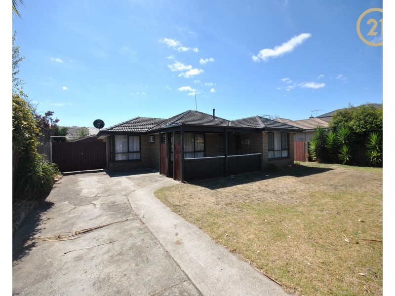 77 Sladen Street, Cranbourne VIC 3977