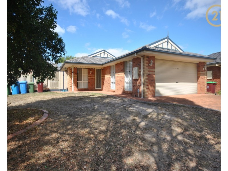 20 Charles Condor Place, Berwick VIC 3806