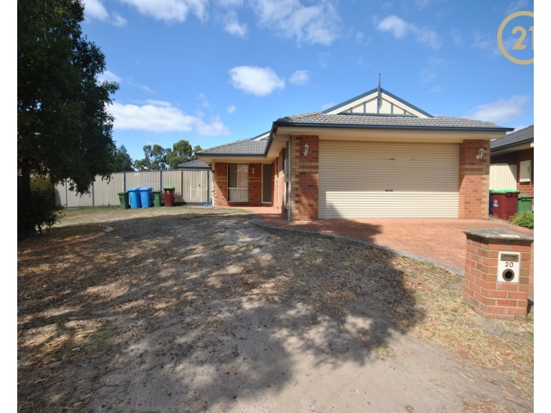 20 Charles Condor Place, Berwick VIC 3806