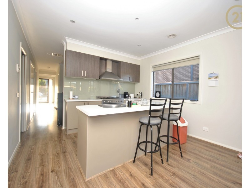 13 Lexington Crescent, Officer VIC 3809