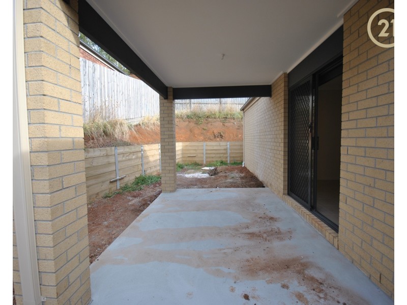 2 Orchard Court, Drouin VIC 3818