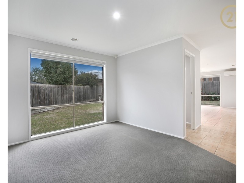 5 Kurnwill Place, Berwick VIC 3806