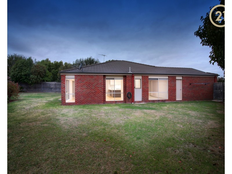 5 Kurnwill Place, Berwick VIC 3806