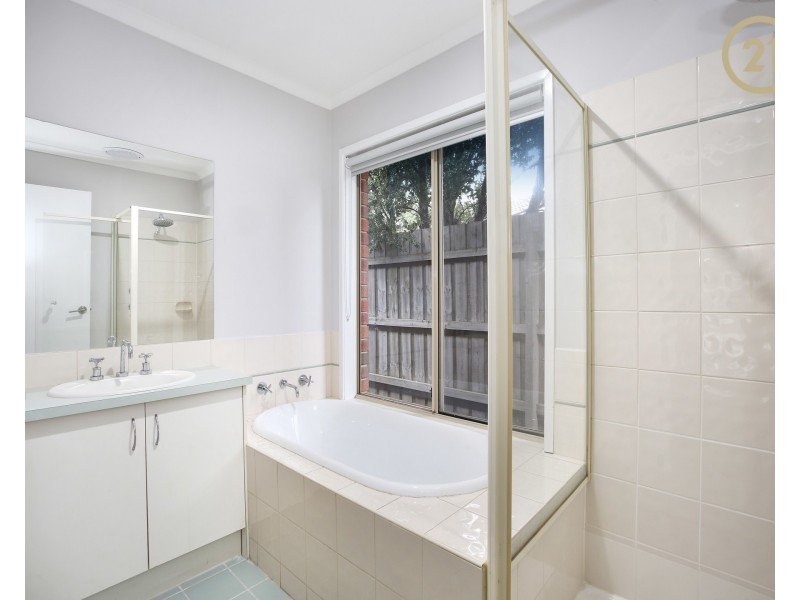 5 Kurnwill Place, Berwick VIC 3806