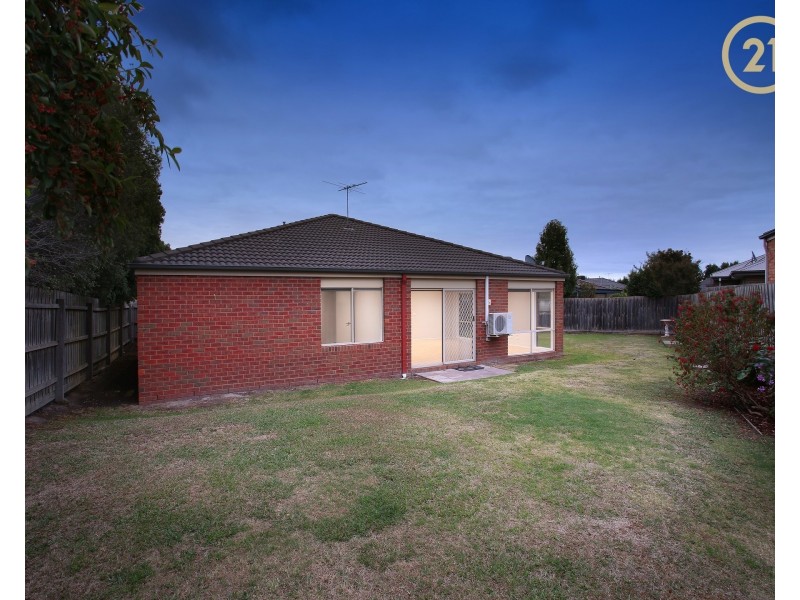 5 Kurnwill Place, Berwick VIC 3806