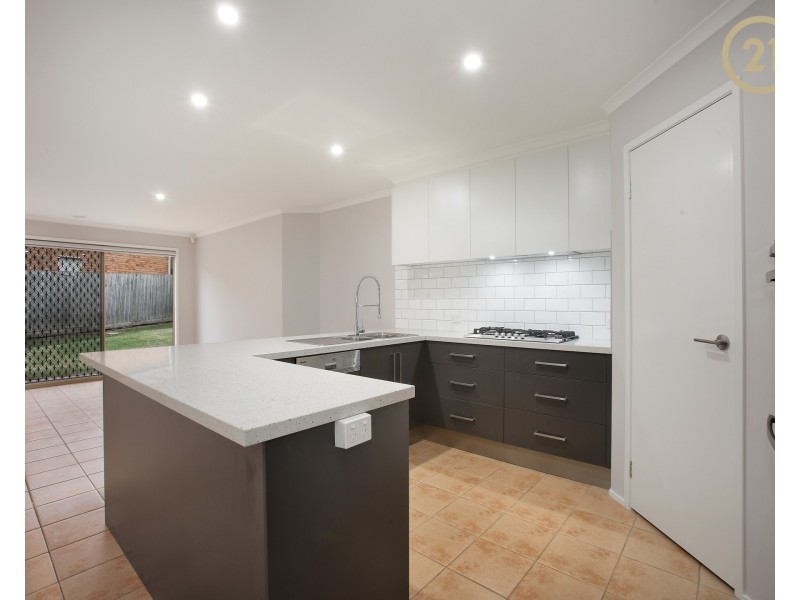 5 Kurnwill Place, Berwick VIC 3806