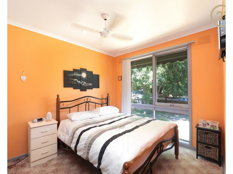 18 Selkirk Court, Berwick VIC 3806