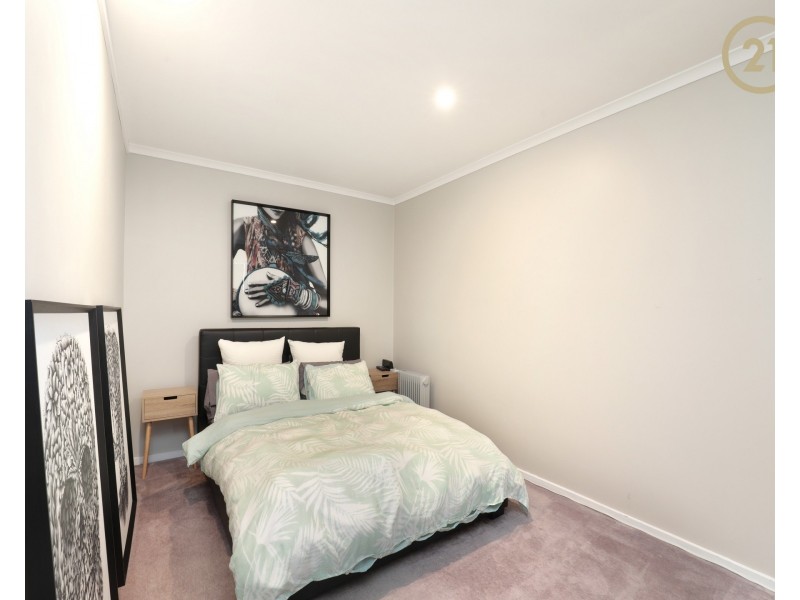 18 Selkirk Court, Berwick VIC 3806