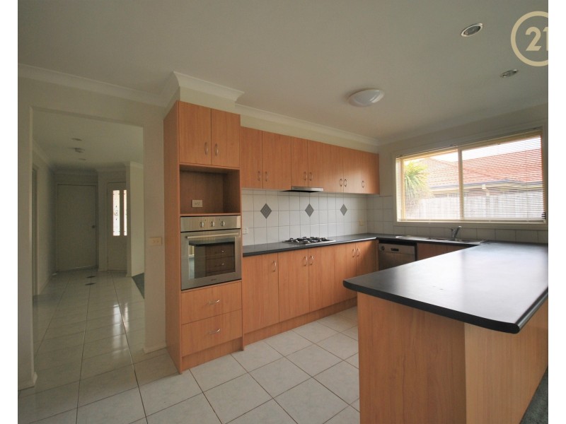 12 Terri Ester Drive, Berwick VIC 3806